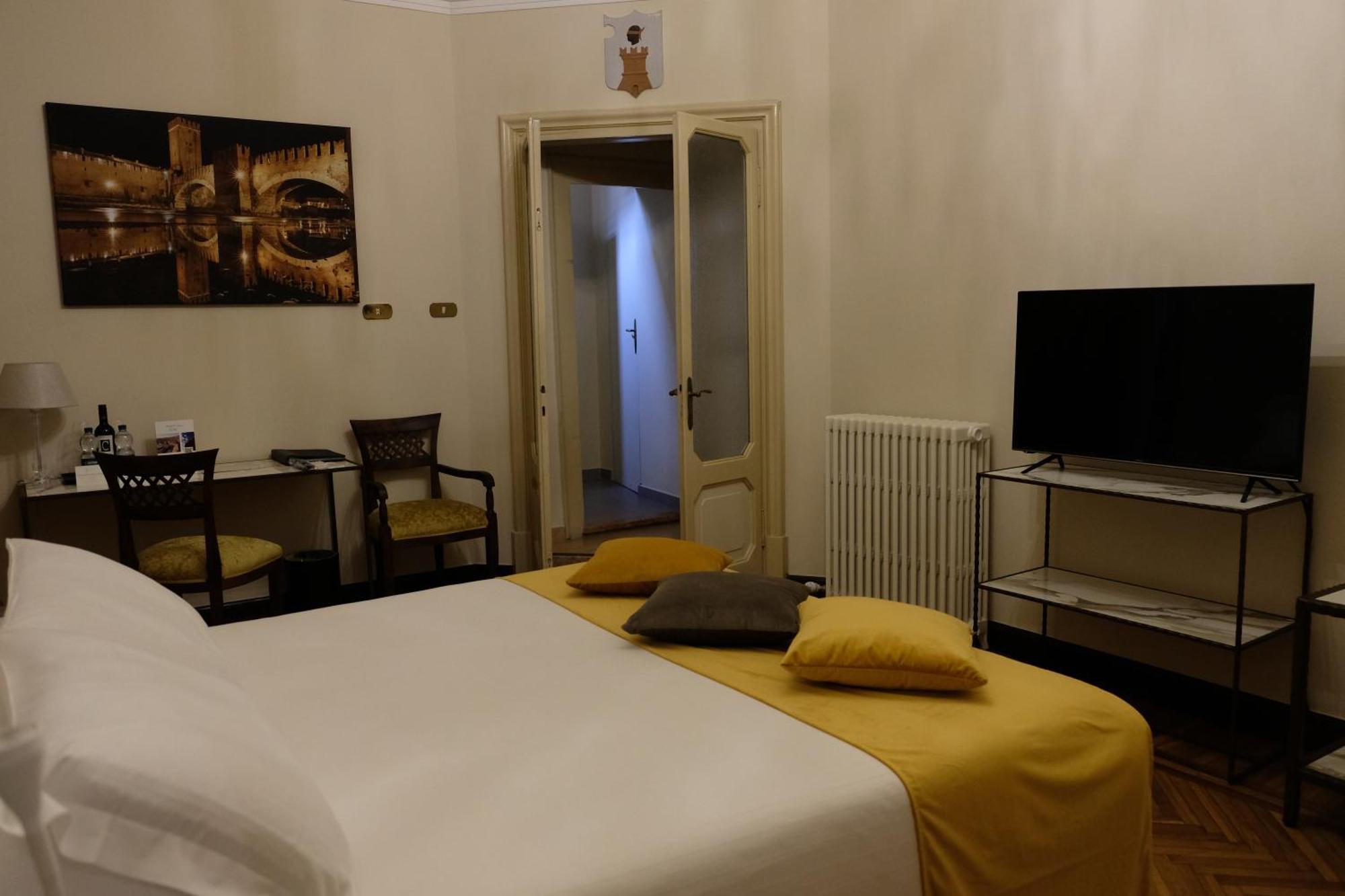 Residenza Palazzo Negri Apartment Verona Exterior photo